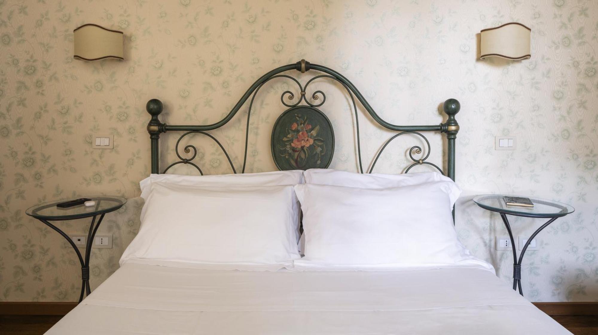ホテル Relais Parco Dei Cavalieri Assisi ペトリニャーノ エクステリア 写真